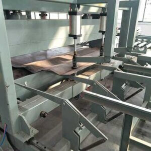 Corrugated Partition Line